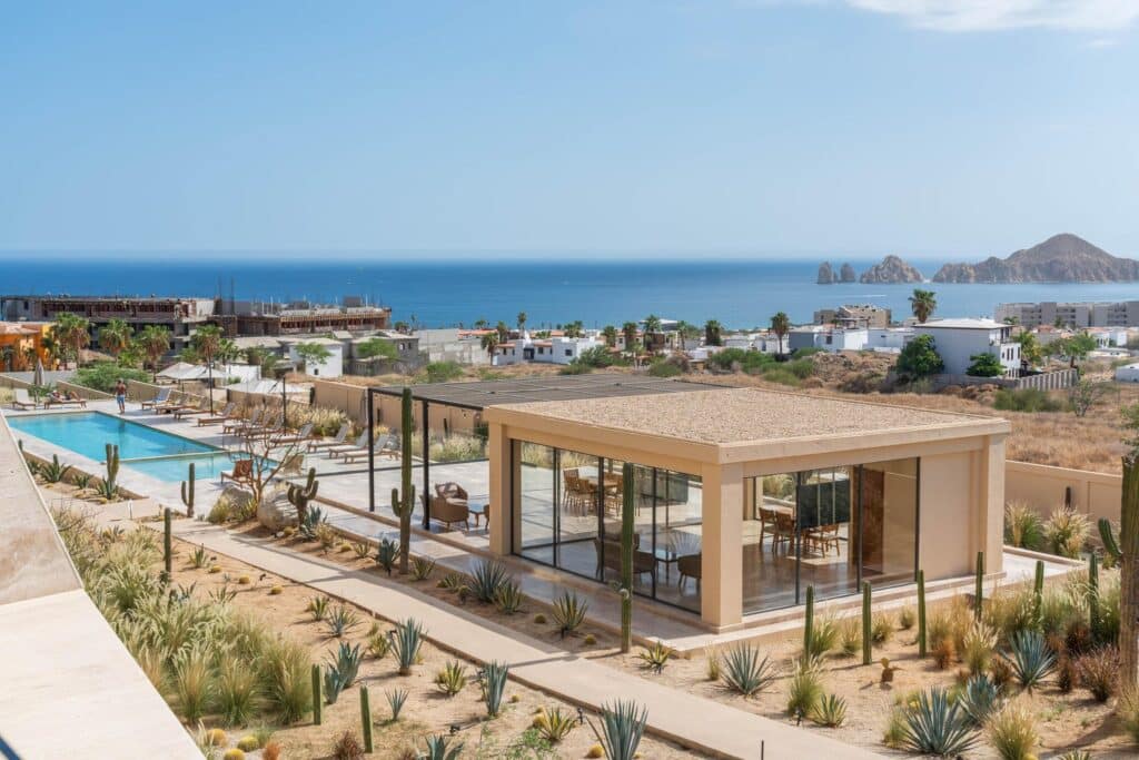 Mistiq Los Cabos Condos with panoramic ocean views and luxury amenities.