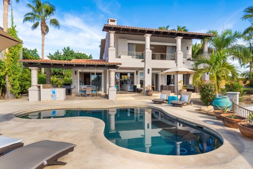 Casa Girard, a luxurious 3-bedroom house in Los Frailes, La Jolla, San Jose del Cabo